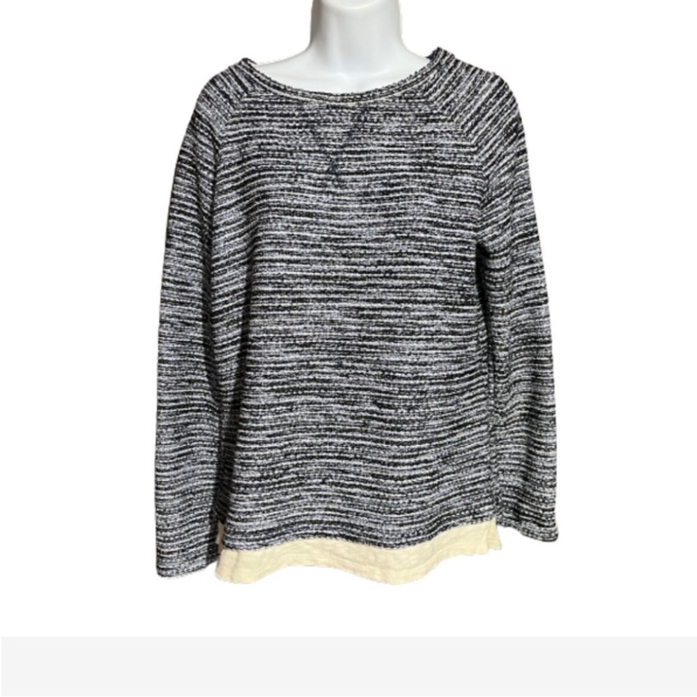 Relativity sweater Size Small EUC